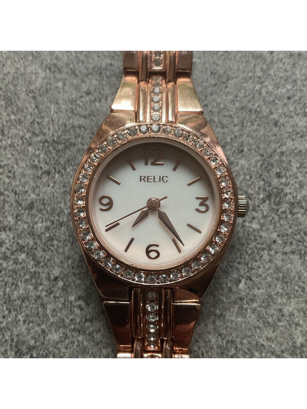 Beautiful Relic Womens Watch ZR7001 26mm Copper Tone Case & Band White Dial A18